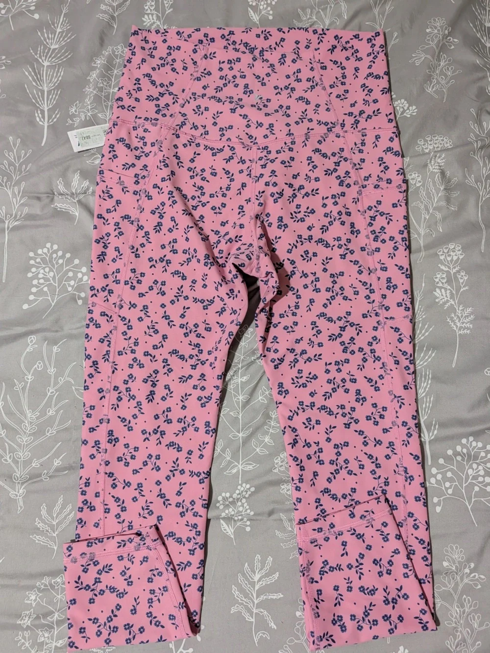 Old Navy Maternity Full-Panel PowerSoft 7/8 Leggings - Picture 2 of 6